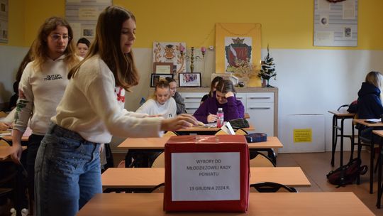 Pow. krasnostawski. Młodzieżowa Rada Powiatu w Krasnymstawie wybrana!