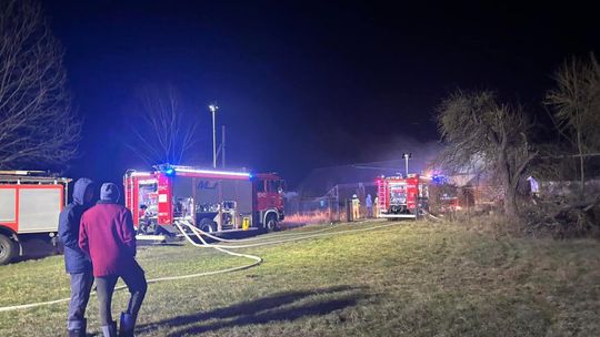 Pożar dachu w Hańsku-Kolonii [GALERIA ZDJĘĆ]