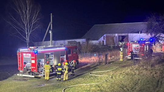 Pożar dachu w Hańsku-Kolonii [GALERIA ZDJĘĆ]