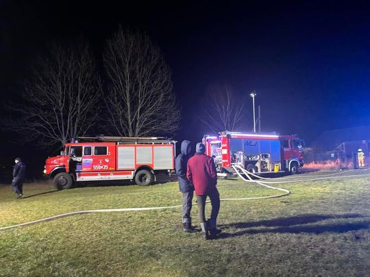 Pożar dachu w Hańsku-Kolonii [GALERIA ZDJĘĆ]