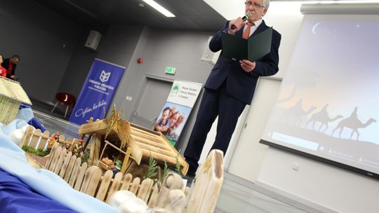 Chełm. Przegląd Kolęd i Pastorałek oraz rozstrzygnięcie konkursu na szopkę Bożonarodzeniową [GALERIA ZDJĘĆ]