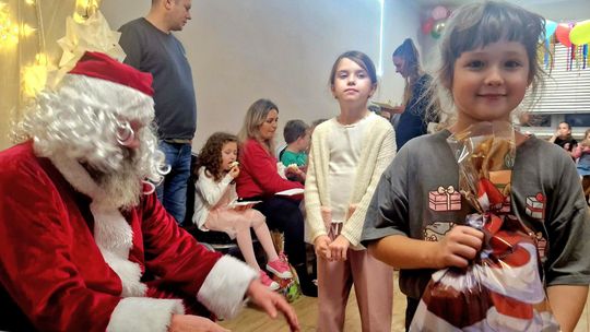 Zabawa choinkowa dla dzieci z KGW Kresowianki [GALERIA ZDJĘĆ]