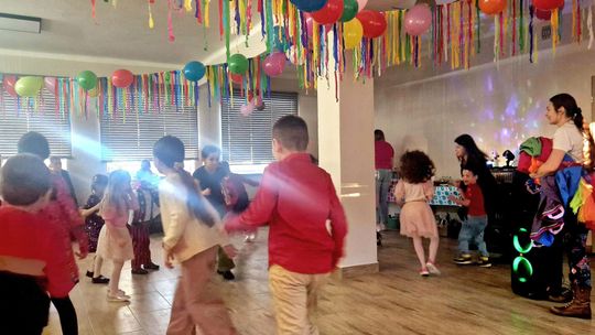 Zabawa choinkowa dla dzieci z KGW Kresowianki [GALERIA ZDJĘĆ]