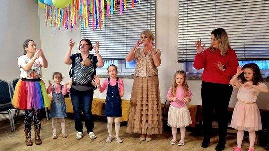 Zabawa choinkowa dla dzieci z KGW Kresowianki [GALERIA ZDJĘĆ]