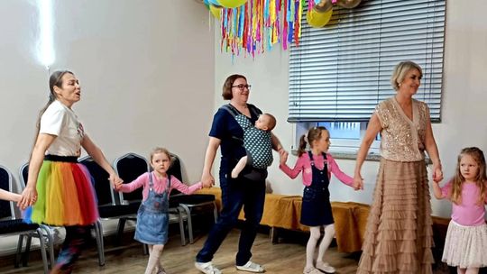 Zabawa choinkowa dla dzieci z KGW Kresowianki [GALERIA ZDJĘĆ]