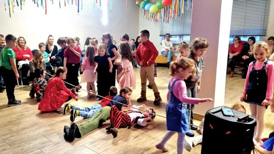 Zabawa choinkowa dla dzieci z KGW Kresowianki [GALERIA ZDJĘĆ]