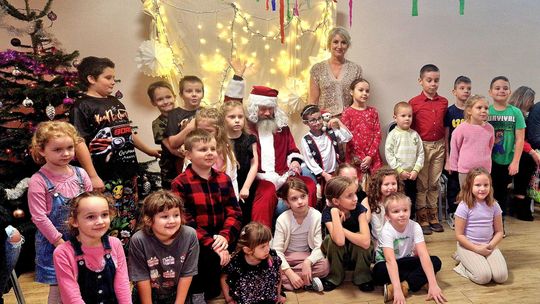 Zabawa choinkowa dla dzieci z KGW Kresowianki [GALERIA ZDJĘĆ]