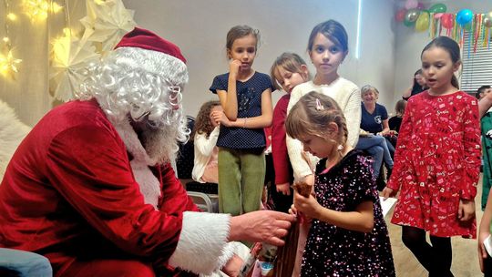 Zabawa choinkowa dla dzieci z KGW Kresowianki [GALERIA ZDJĘĆ]