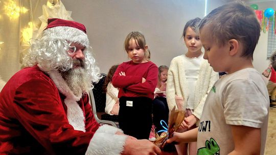 Zabawa choinkowa dla dzieci z KGW Kresowianki [GALERIA ZDJĘĆ]