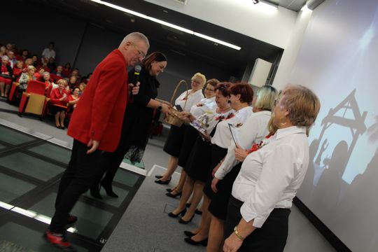 Chełm. Przegląd Kolęd i Pastorałek oraz rozstrzygnięcie konkursu na szopkę Bożonarodzeniową [GALERIA ZDJĘĆ]