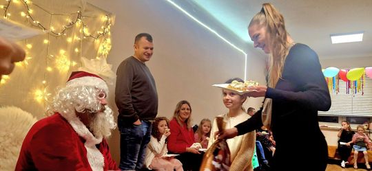 Zabawa choinkowa dla dzieci z KGW Kresowianki [GALERIA ZDJĘĆ]