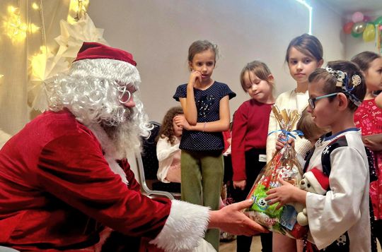 Zabawa choinkowa dla dzieci z KGW Kresowianki [GALERIA ZDJĘĆ]