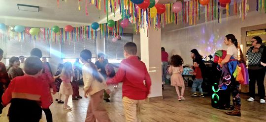 Zabawa choinkowa dla dzieci z KGW Kresowianki [GALERIA ZDJĘĆ]