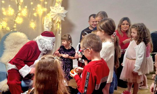 Zabawa choinkowa dla dzieci z KGW Kresowianki [GALERIA ZDJĘĆ]