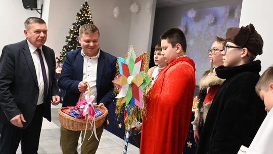 Gm. Rejowiec Fabryczny. Jasełka podczas X sesji Rady Gminy [GALERIA ZDJĘĆ]