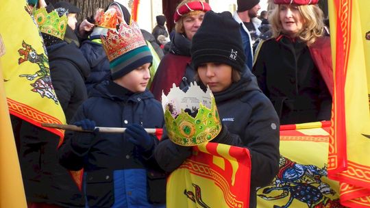 Krasnystaw. Orszak Trzech Króli z kościoła pw. Trójcy Przenajświętszej [GALERIA ZDJĘĆ]