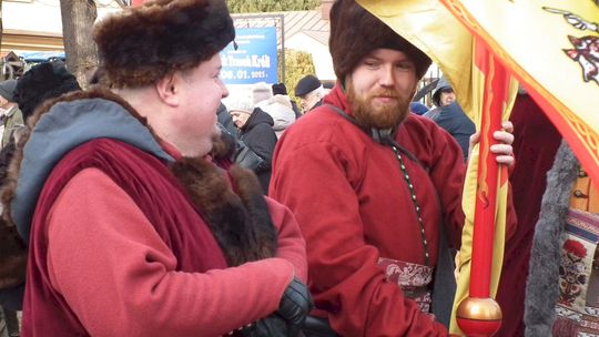 Krasnystaw. Orszak Trzech Króli z kościoła pw. Trójcy Przenajświętszej [GALERIA ZDJĘĆ]