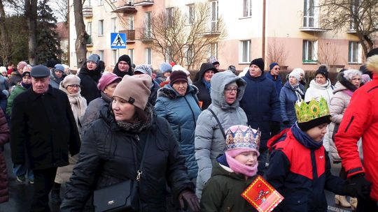 Krasnystaw. Orszak Trzech Króli z kościoła pw. Trójcy Przenajświętszej [GALERIA ZDJĘĆ]