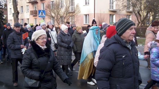 Krasnystaw. Orszak Trzech Króli z kościoła pw. Trójcy Przenajświętszej [GALERIA ZDJĘĆ]