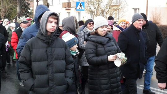 Krasnystaw. Orszak Trzech Króli z kościoła pw. Trójcy Przenajświętszej [GALERIA ZDJĘĆ]