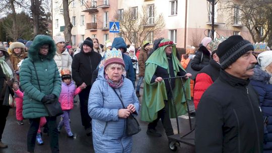 Krasnystaw. Orszak Trzech Króli z kościoła pw. Trójcy Przenajświętszej [GALERIA ZDJĘĆ]