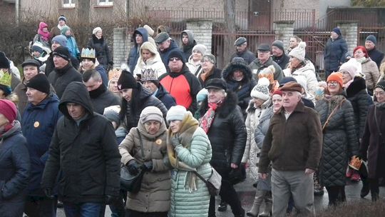 Krasnystaw. Orszak Trzech Króli z kościoła pw. Trójcy Przenajświętszej [GALERIA ZDJĘĆ]
