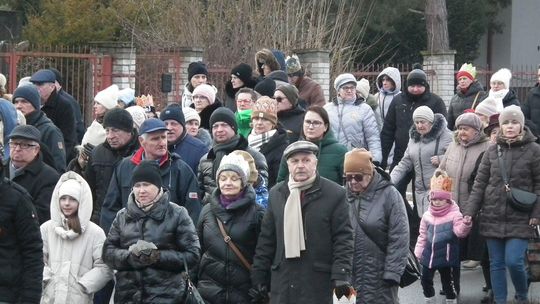 Krasnystaw. Orszak Trzech Króli z kościoła pw. Trójcy Przenajświętszej [GALERIA ZDJĘĆ]