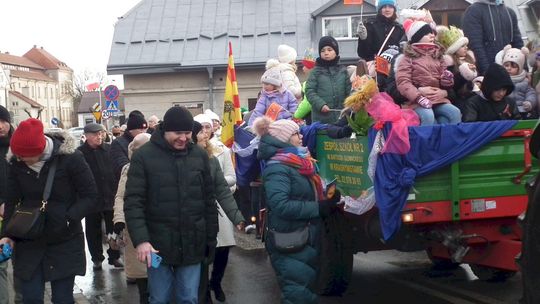 Krasnystaw. Orszak Trzech Króli z kościoła pw. Trójcy Przenajświętszej [GALERIA ZDJĘĆ]
