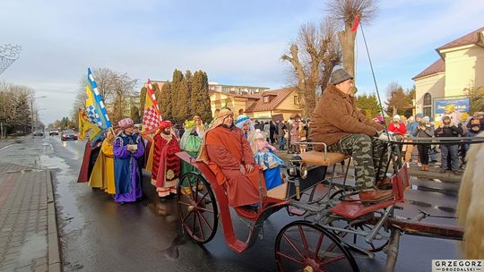 Krasnystaw. Orszak Trzech Króli z kościoła pw. Trójcy Przenajświętszej [GALERIA ZDJĘĆ]