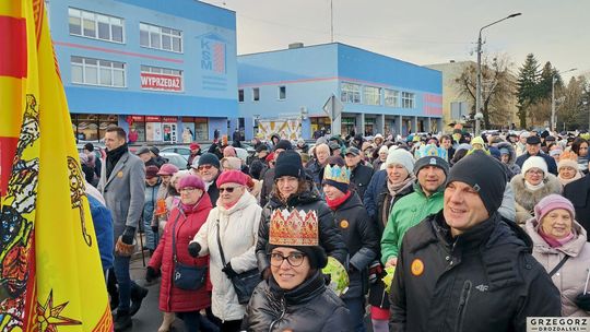 Krasnystaw. Orszak Trzech Króli z kościoła pw. Trójcy Przenajświętszej [GALERIA ZDJĘĆ]