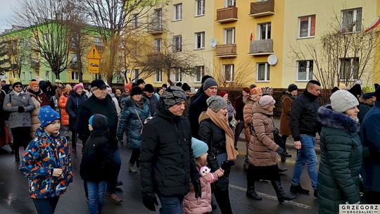 Krasnystaw. Orszak Trzech Króli z kościoła pw. Trójcy Przenajświętszej [GALERIA ZDJĘĆ]