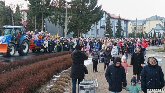 Krasnystaw. Orszak Trzech Króli z kościoła pw. Trójcy Przenajświętszej [GALERIA ZDJĘĆ]