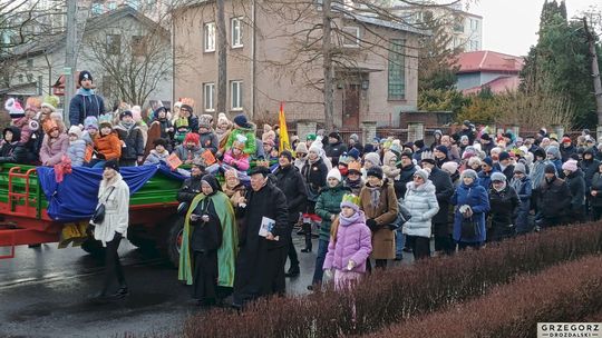 Krasnystaw. Orszak Trzech Króli z kościoła pw. Trójcy Przenajświętszej [GALERIA ZDJĘĆ]