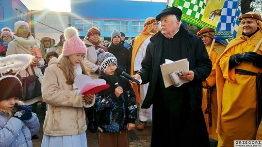 Krasnystaw. Orszak Trzech Króli z kościoła pw. Trójcy Przenajświętszej [GALERIA ZDJĘĆ]