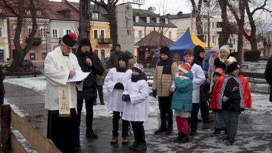 Orszak Trzech Króli z parafii pw. Świętego Franciszka Ksawerego [GALERIA ZDJĘĆ]