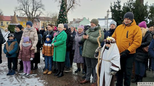 Orszak Trzech Króli z parafii pw. Świętego Franciszka Ksawerego [GALERIA ZDJĘĆ]