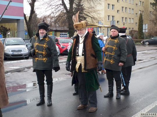 Krasnystaw. Orszak Trzech Króli z kościoła pw. Trójcy Przenajświętszej [GALERIA ZDJĘĆ]