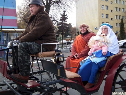 Krasnystaw. Orszak Trzech Króli z kościoła pw. Trójcy Przenajświętszej [GALERIA ZDJĘĆ]