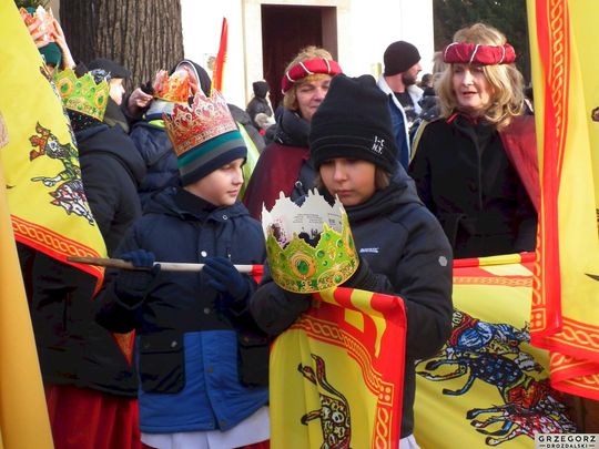 Krasnystaw. Orszak Trzech Króli z kościoła pw. Trójcy Przenajświętszej [GALERIA ZDJĘĆ]