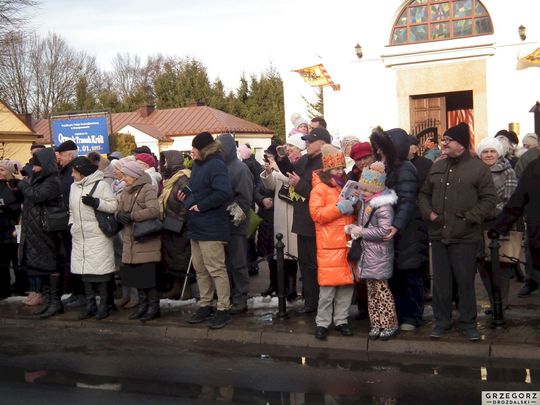 Krasnystaw. Orszak Trzech Króli z kościoła pw. Trójcy Przenajświętszej [GALERIA ZDJĘĆ]