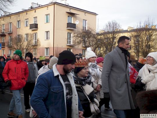 Krasnystaw. Orszak Trzech Króli z kościoła pw. Trójcy Przenajświętszej [GALERIA ZDJĘĆ]