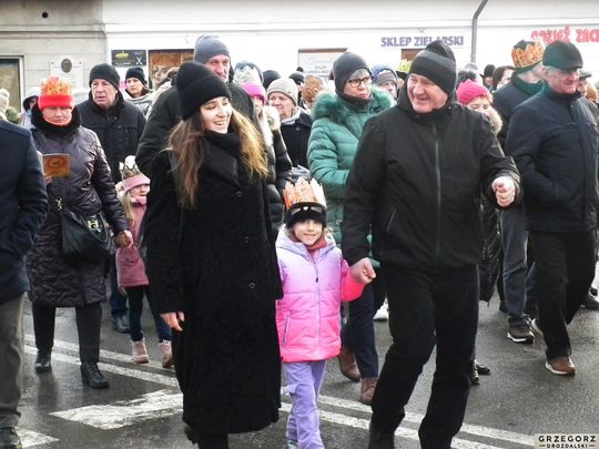 Krasnystaw. Orszak Trzech Króli z kościoła pw. Trójcy Przenajświętszej [GALERIA ZDJĘĆ]