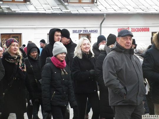 Krasnystaw. Orszak Trzech Króli z kościoła pw. Trójcy Przenajświętszej [GALERIA ZDJĘĆ]