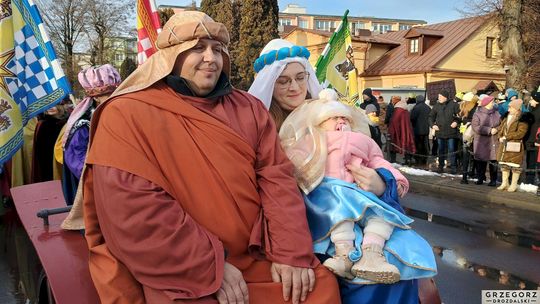 Krasnystaw. Orszak Trzech Króli z kościoła pw. Trójcy Przenajświętszej [GALERIA ZDJĘĆ]