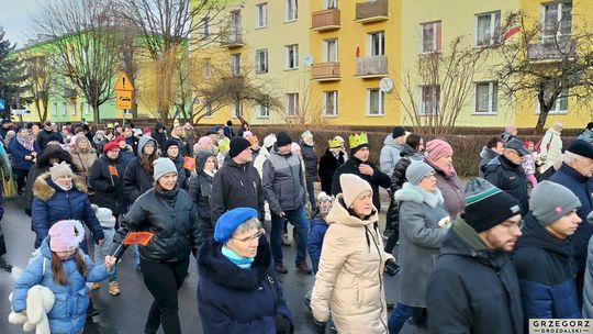 Krasnystaw. Orszak Trzech Króli z kościoła pw. Trójcy Przenajświętszej [GALERIA ZDJĘĆ]