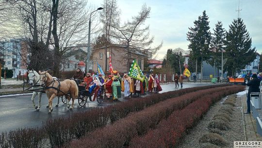 Krasnystaw. Orszak Trzech Króli z kościoła pw. Trójcy Przenajświętszej [GALERIA ZDJĘĆ]