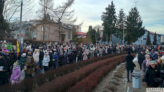 Krasnystaw. Orszak Trzech Króli z kościoła pw. Trójcy Przenajświętszej [GALERIA ZDJĘĆ]