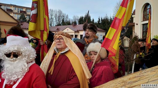 Krasnystaw. Orszak Trzech Króli z kościoła pw. Trójcy Przenajświętszej [GALERIA ZDJĘĆ]