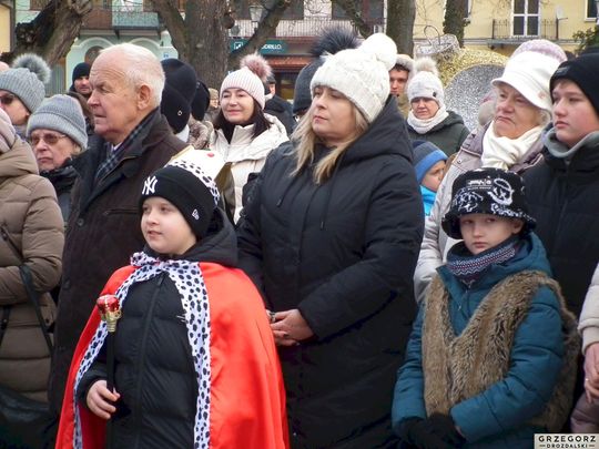 Orszak Trzech Króli z parafii pw. Świętego Franciszka Ksawerego [GALERIA ZDJĘĆ]