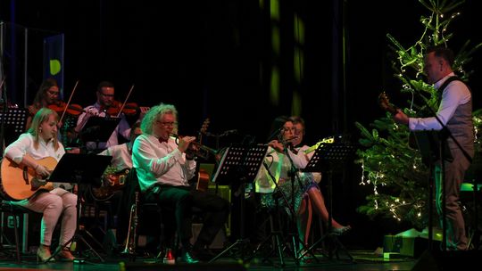 Chełm. KONCERT KOLĘD I PASTORAŁEK "POKÓJ NA ZIEMI" [GALERIA ZDJĘĆ]